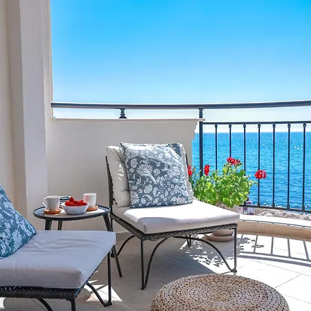 Apartment Blue Harmony Complex Carpe Diem *